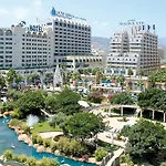Magic Games 4 Hotell 4*